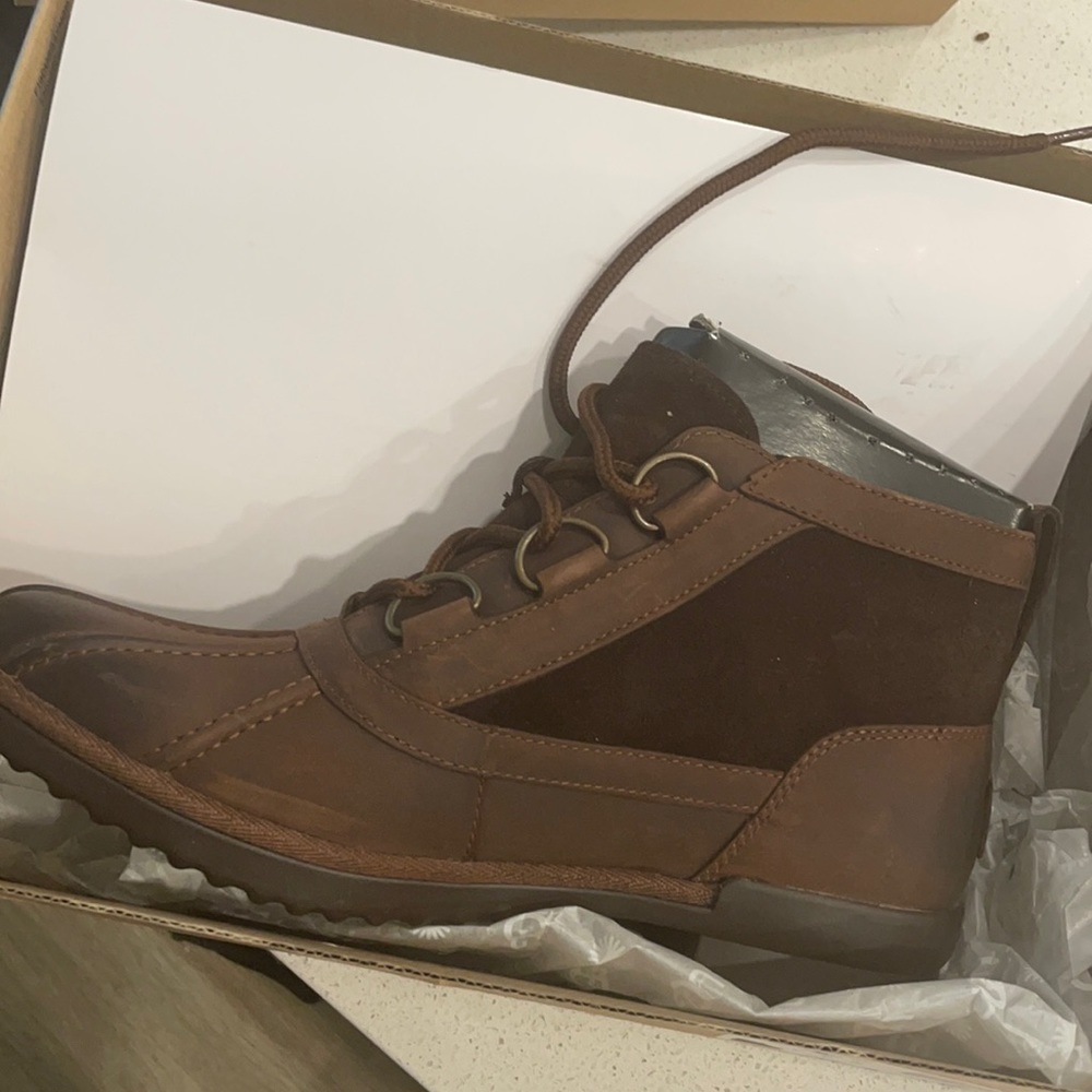 Brand New In Box Ugg W Heather Boots